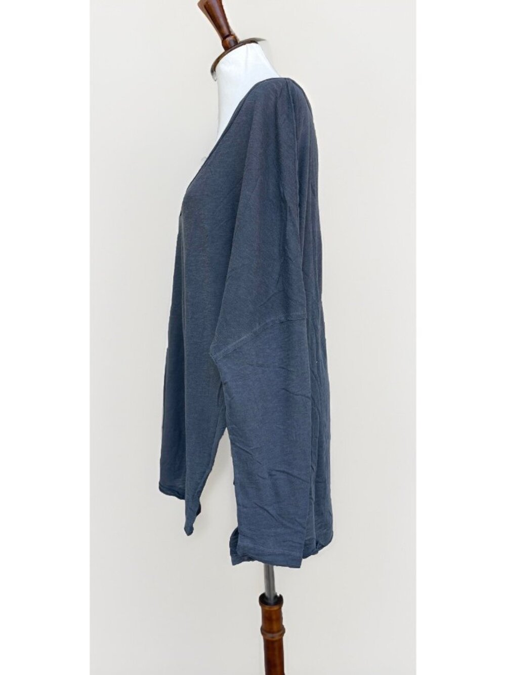 FREE PEOPLE On My Mind Oversized V-Neck Long Sleeve Shirt Gray Size L Pullover - Picture 3 of 9